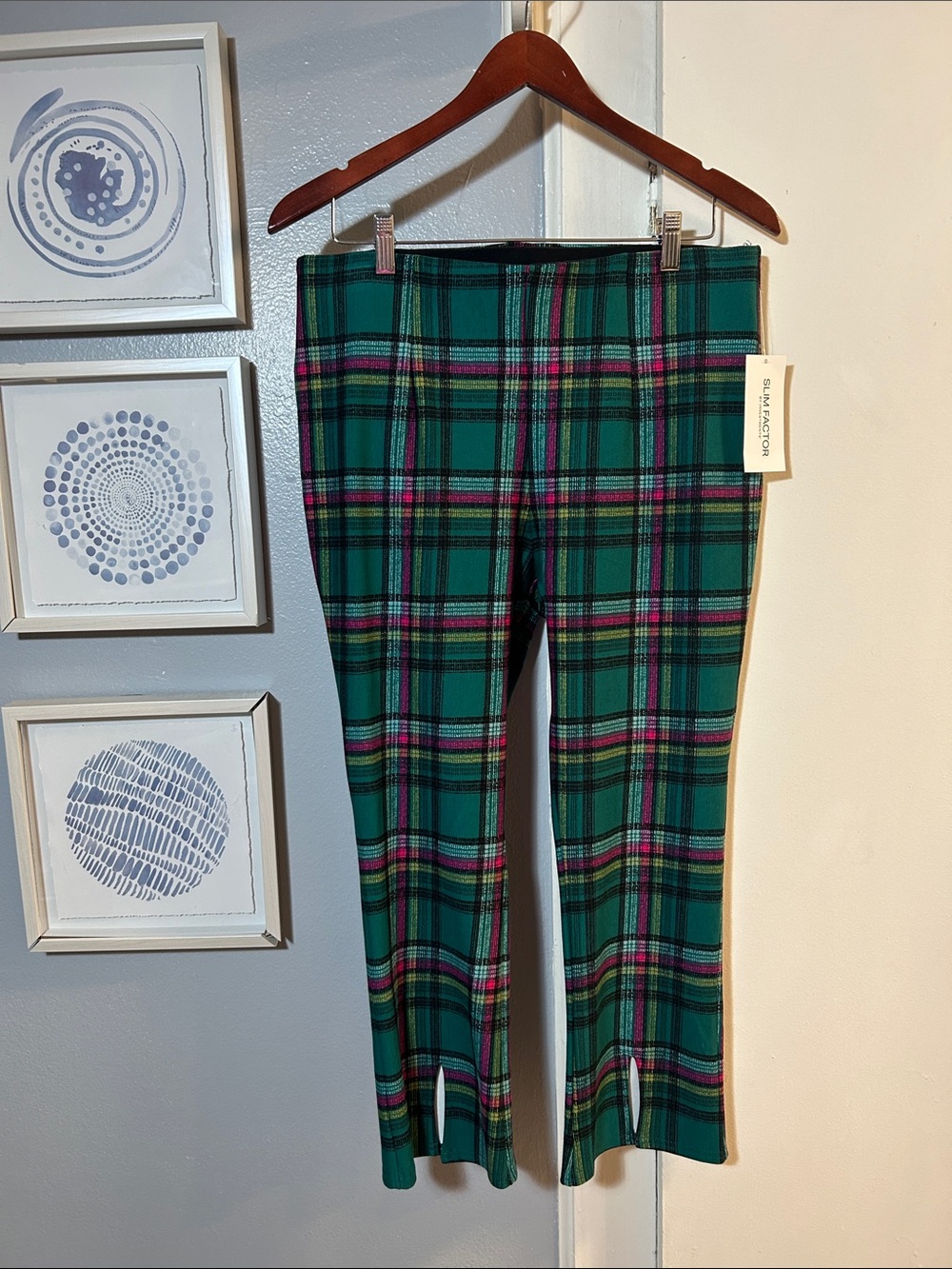 Investments Slim Factor Kick Flare Split Hem Plaid Tartan Pattern Pants Size L - Picture 2 of 7
